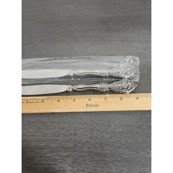 2 Oneida Brahms Hollow Handle Dinner Knife 9" Community stainless flatware - Picture 5 of 6